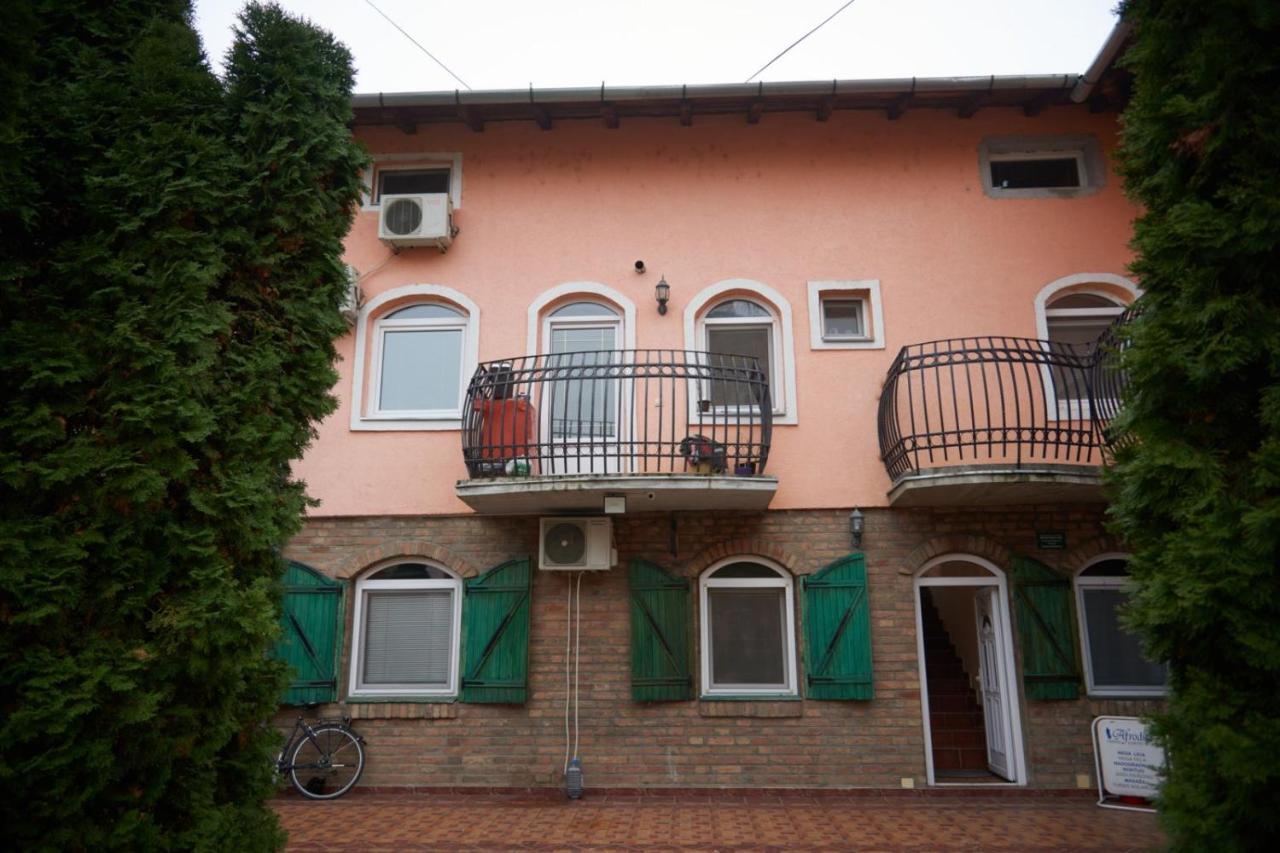 Apartman Azra NagyNagykikinda Kültér fotó